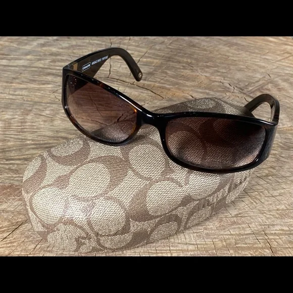 Vintage Coach Sunglasses s_wp_622407ed163df4f41b3a69aa.webp main image 2